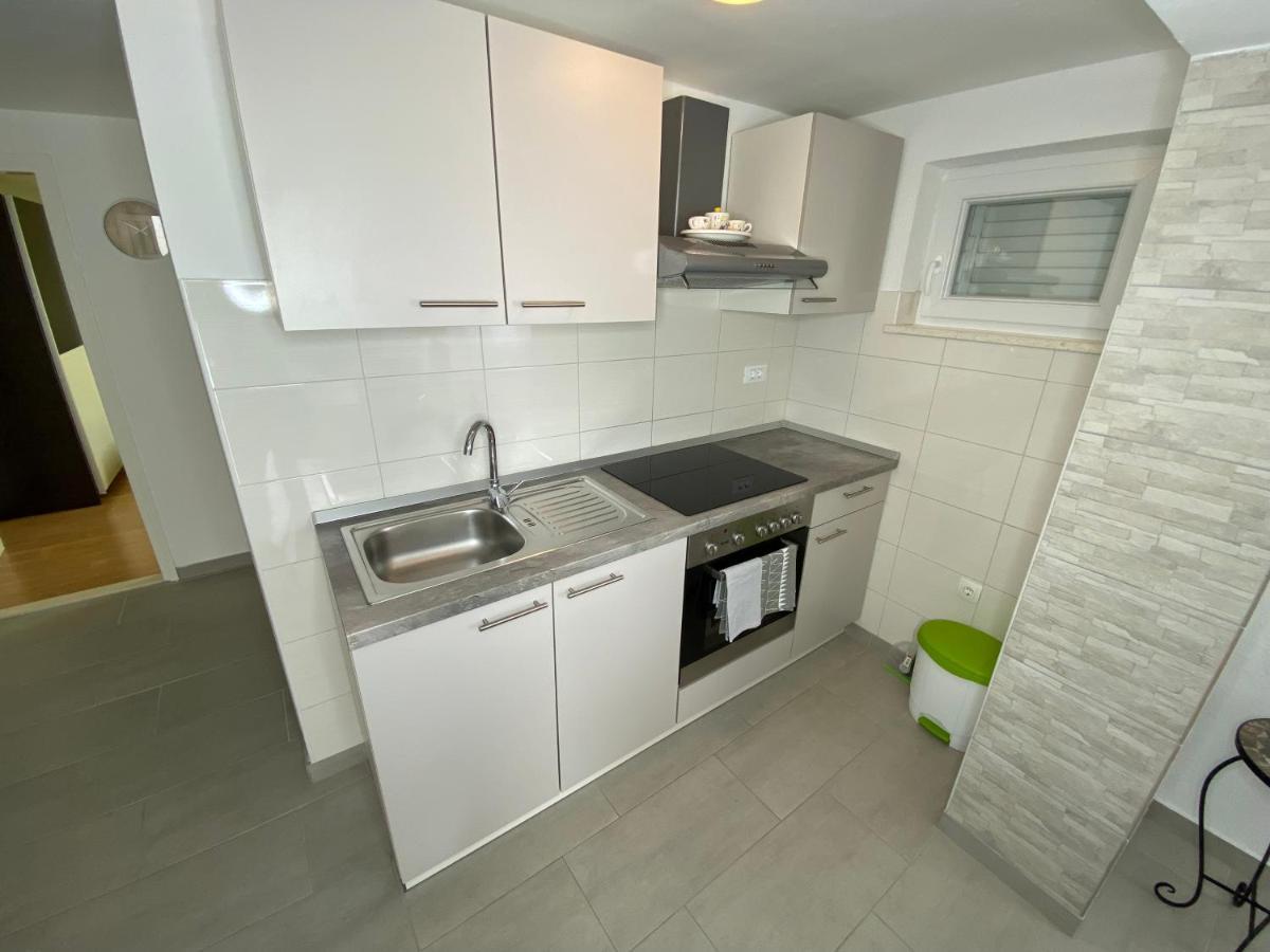 Apartment Carmen Trogir Extérieur photo