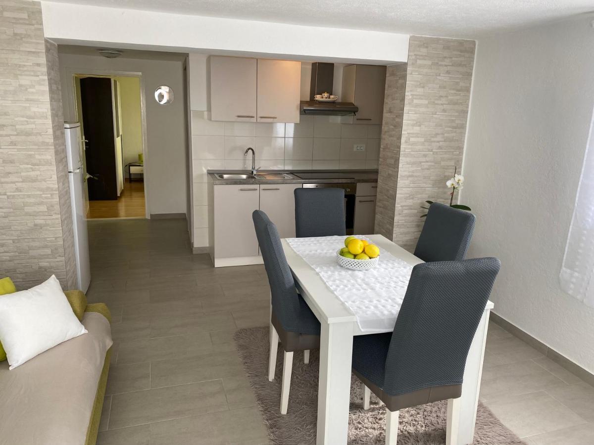 Apartment Carmen Trogir Extérieur photo