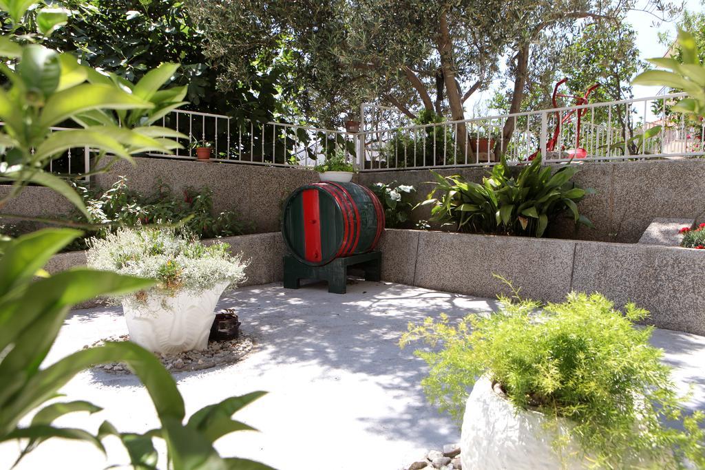 Apartment Carmen Trogir Extérieur photo