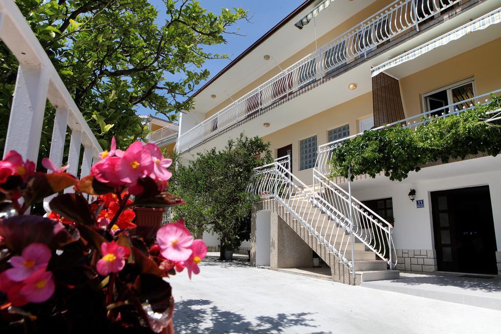 Apartment Carmen Trogir Extérieur photo