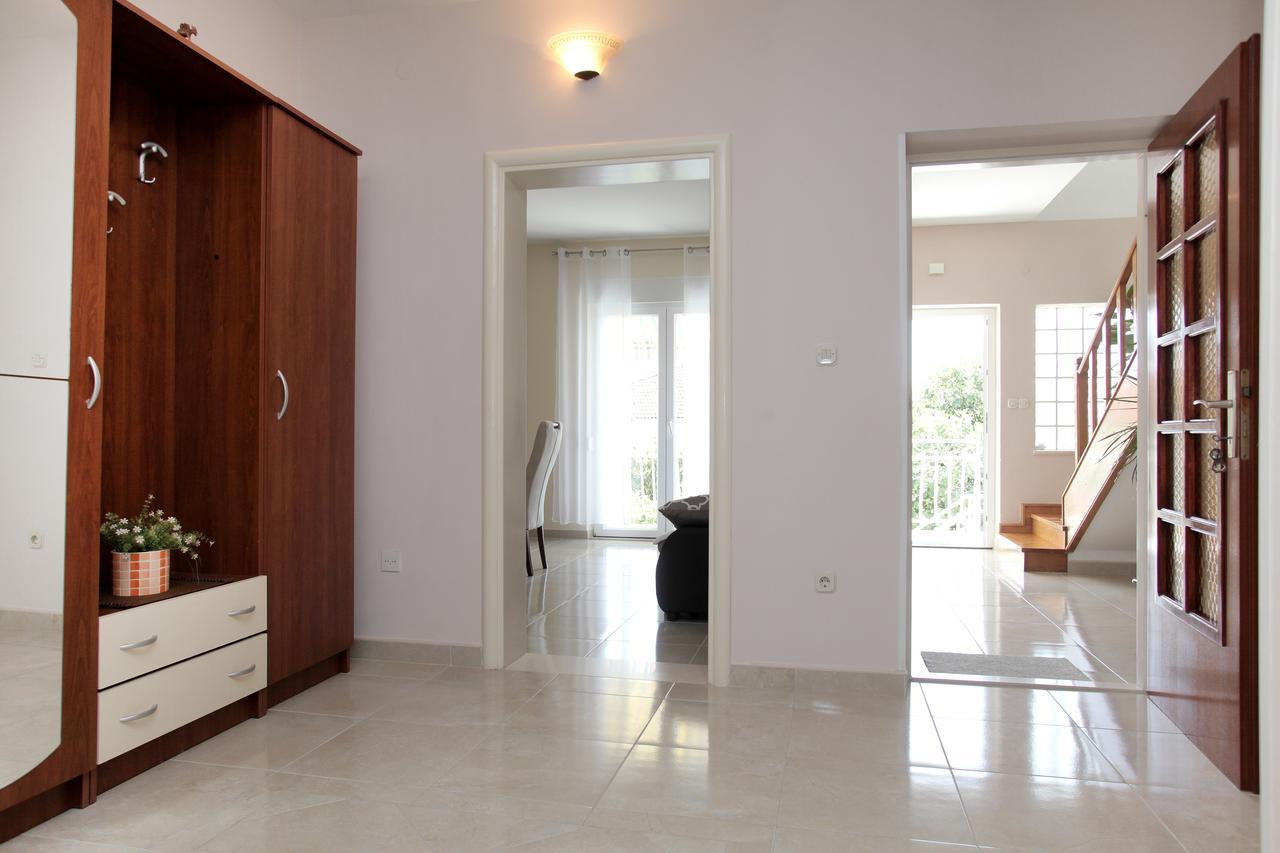 Apartment Carmen Trogir Extérieur photo