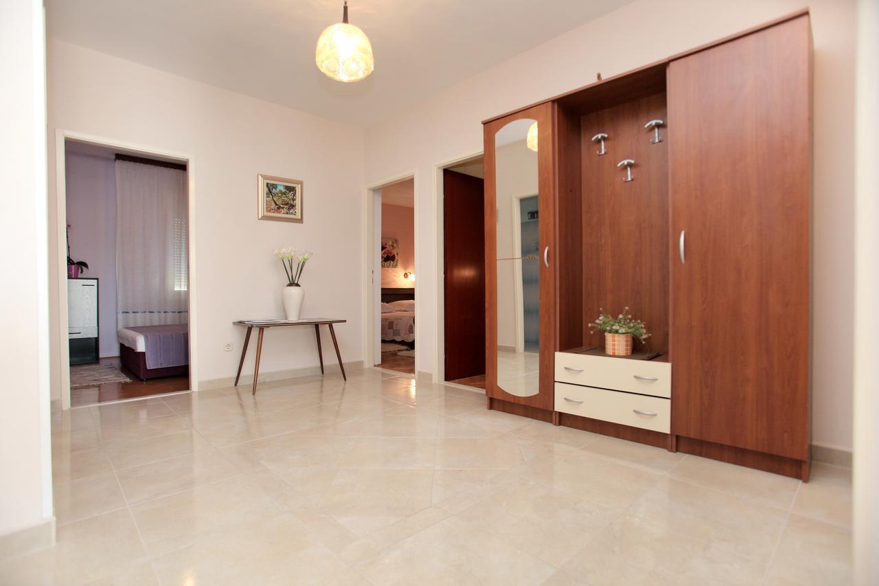 Apartment Carmen Trogir Extérieur photo