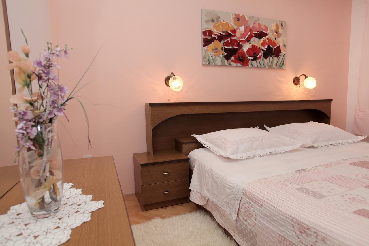 Apartment Carmen Trogir Extérieur photo