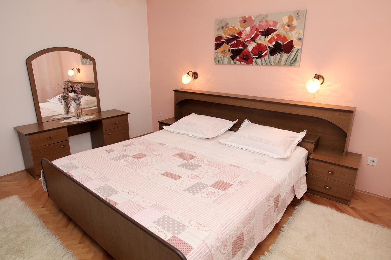 Apartment Carmen Trogir Extérieur photo